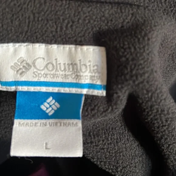 Columbia Women's Purple Vest - Picture 9 of 9